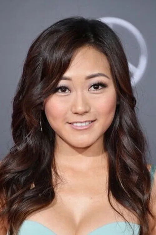 Karen Fukuhara photo