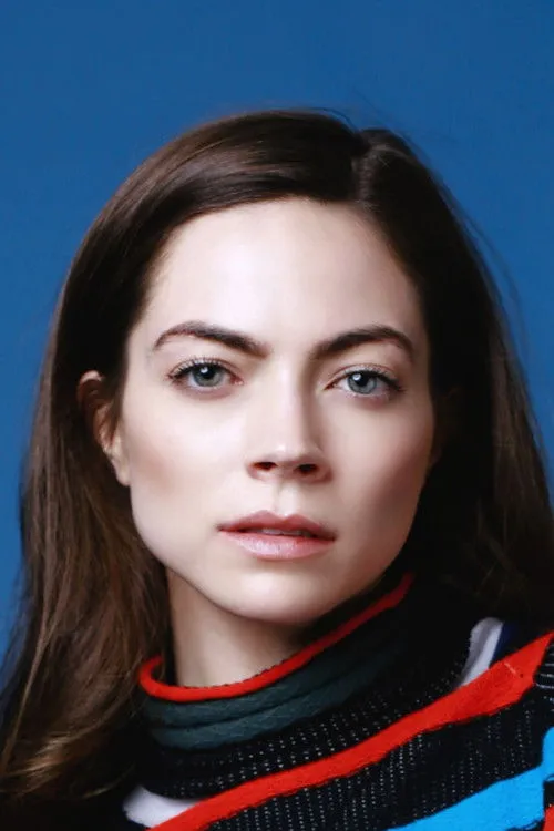 Caitlin Carver photo