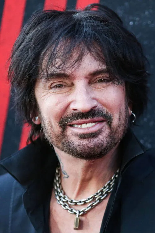 Tommy Lee photo