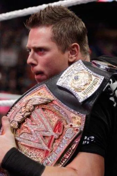 Mike Mizanin photo