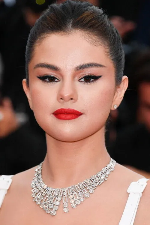 Selena Gomez photo