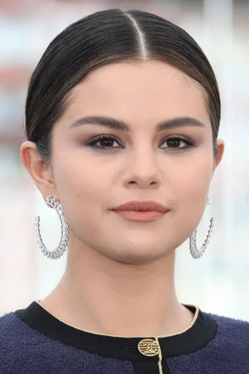Selena Gomez photo