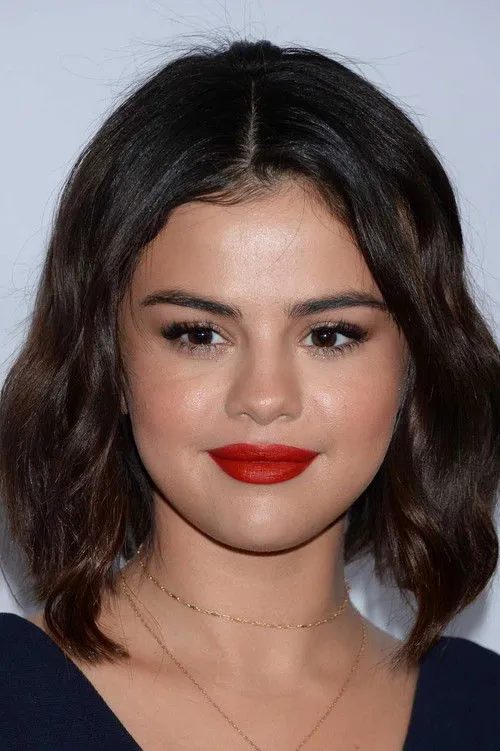 Selena Gomez photo