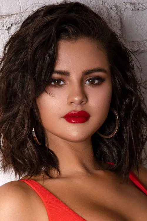 Selena Gomez photo