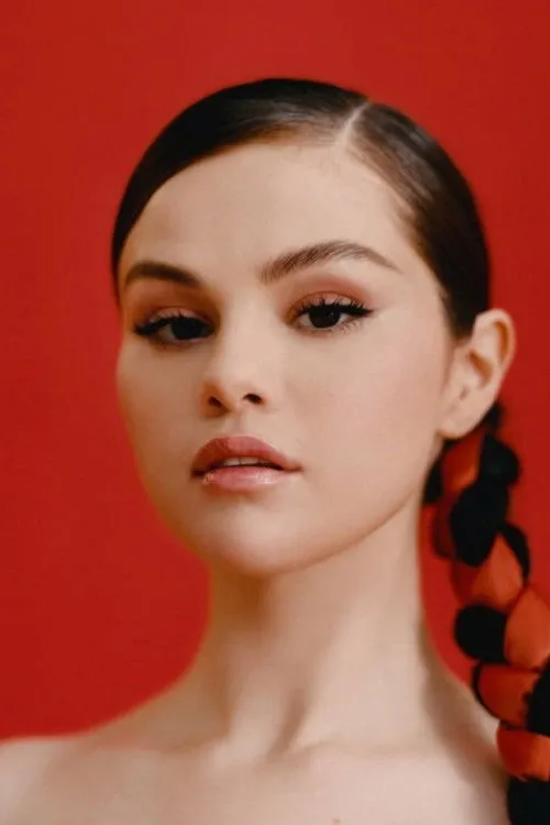 Selena Gomez photo