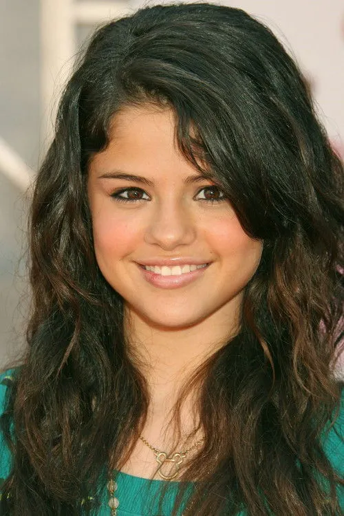 Selena Gomez photo