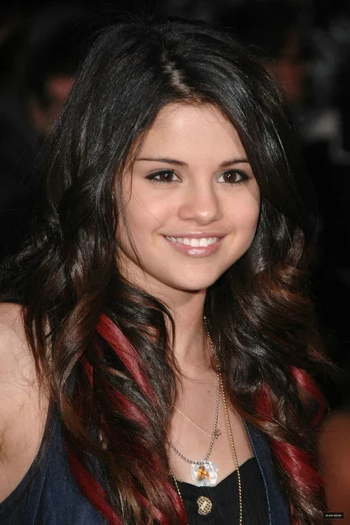 Selena Gomez photo