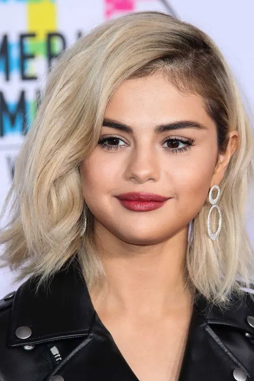 Selena Gomez photo