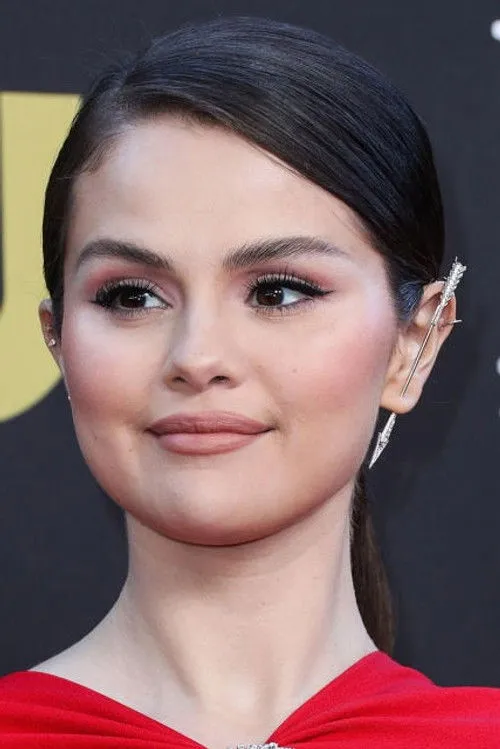 Selena Gomez photo