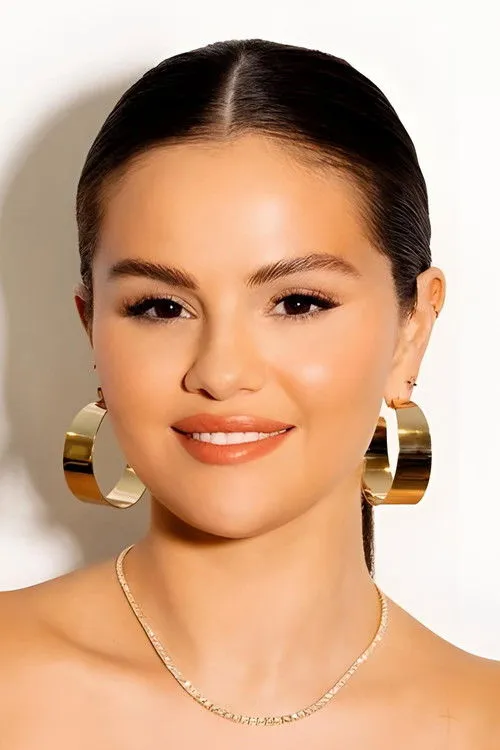 Selena Gomez photo