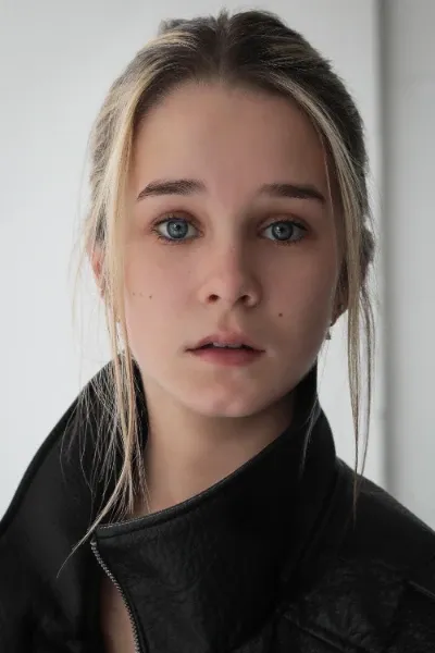 Alisha Weir photo