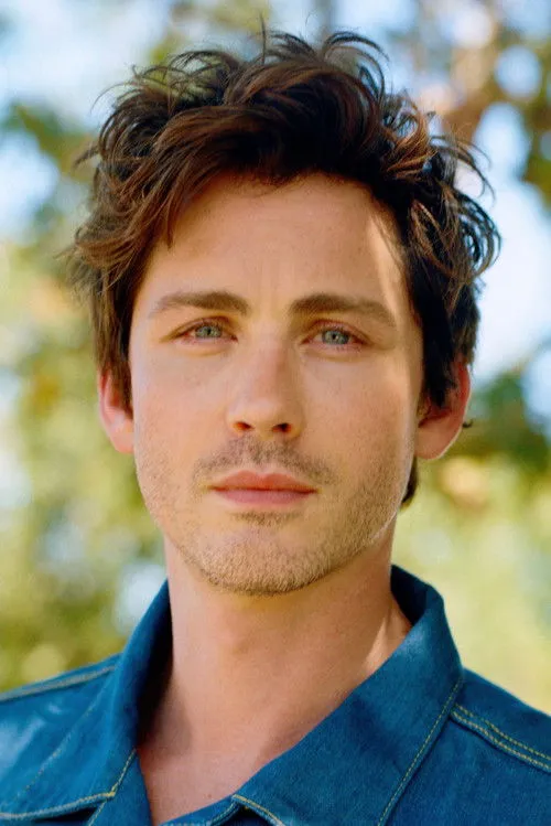 Logan Lerman photo