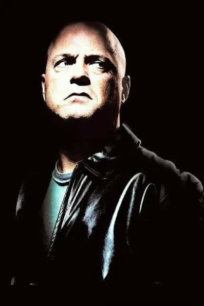 Michael Chiklis photo