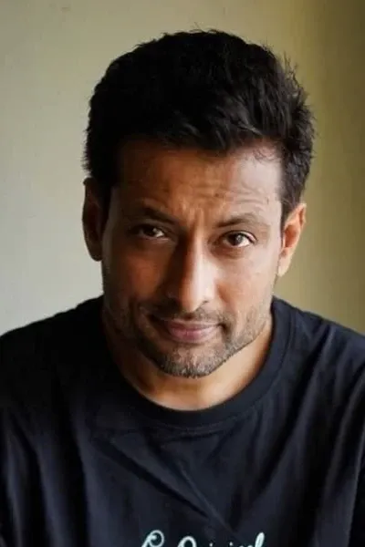 Indraneil Sengupta photo