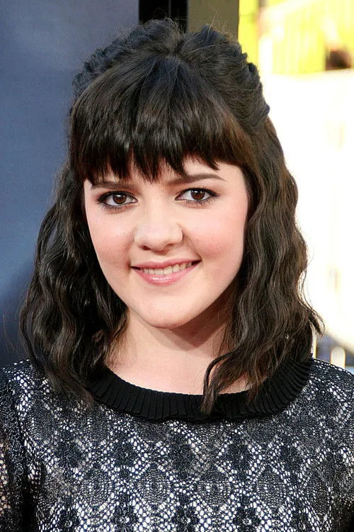 Madeleine Martin photo