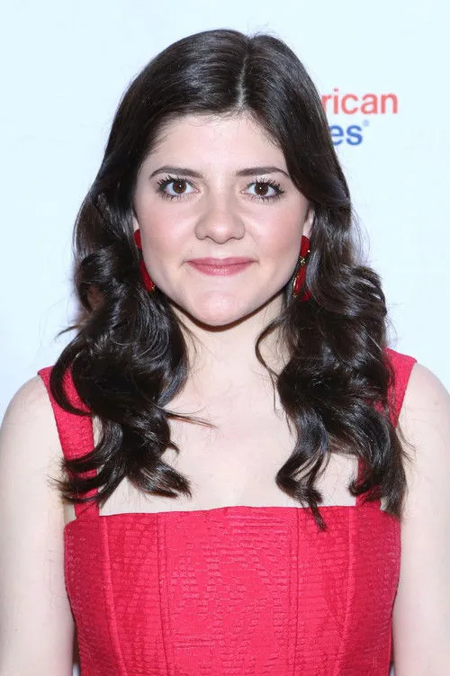 Madeleine Martin photo