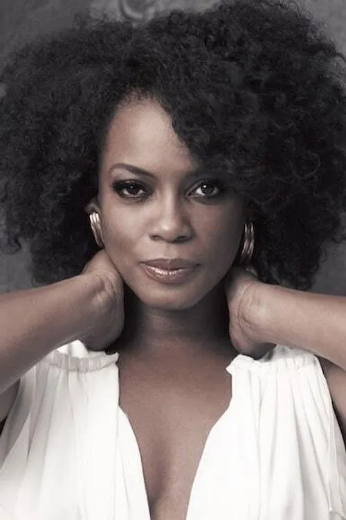 Aunjanue Ellis-Taylor photo