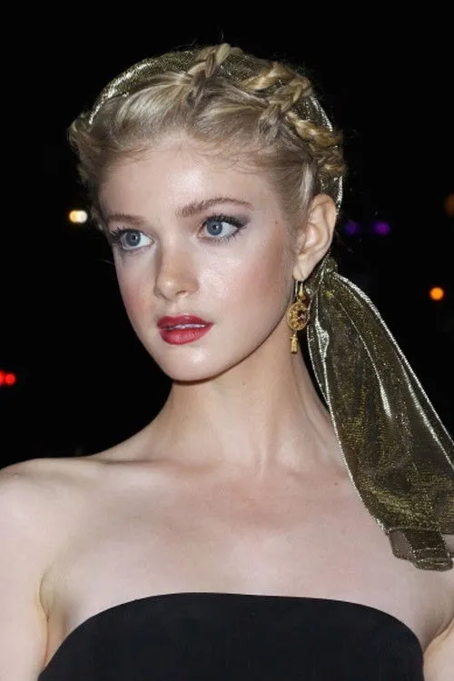 Elena Kampouris photo