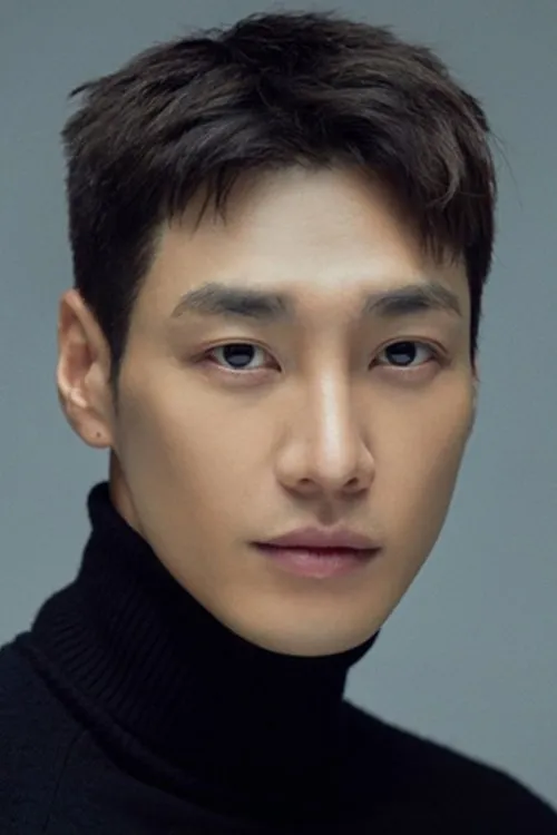 Kim Young-kwang photo