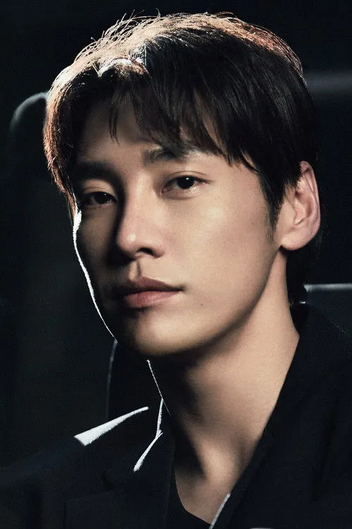 Kim Young-kwang photo