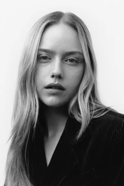 Amélie Hoeferle photo