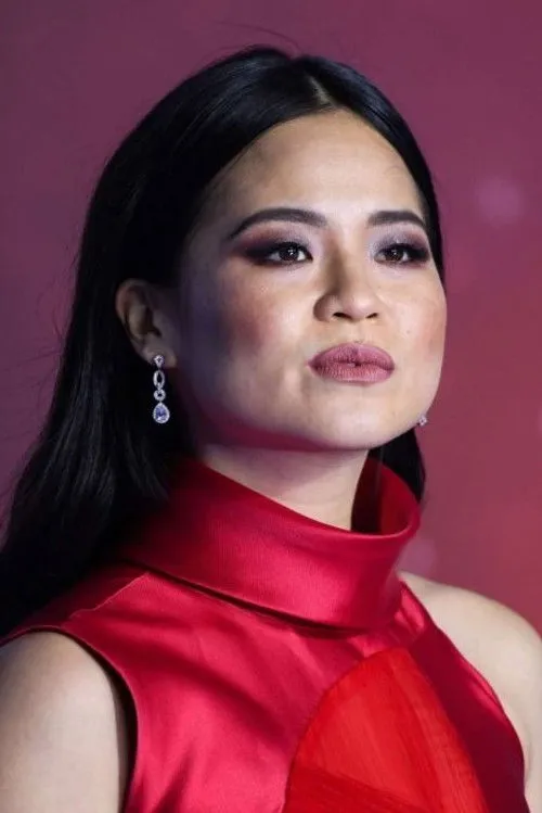 Kelly Marie Tran photo