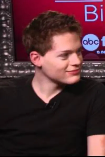 Sean Berdy photo