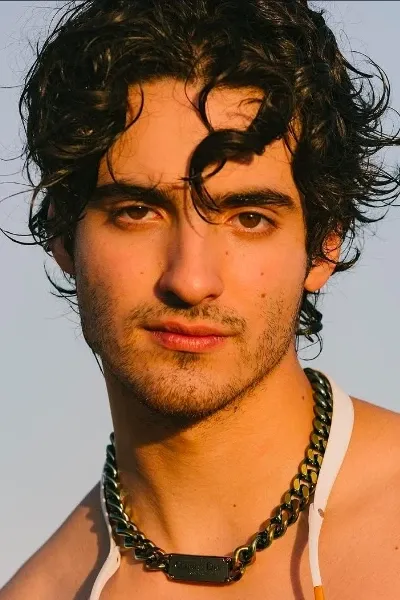 Sebastián Poza photo