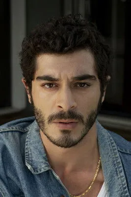 Burak Deniz photo