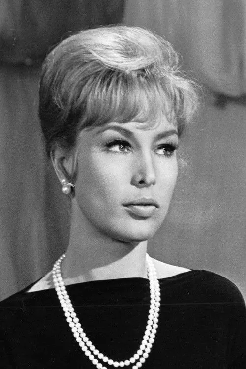 Barbara Eden photo