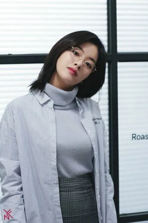 Lee Joo-young photo