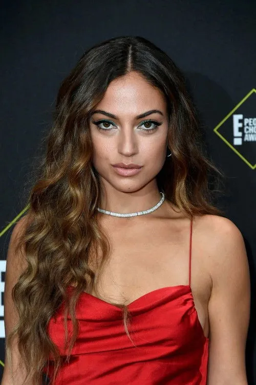 Inanna Sarkis photo