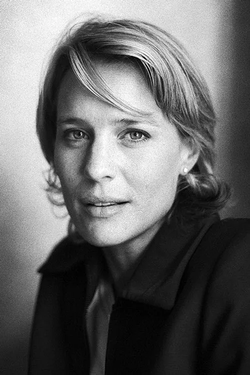 Robin Wright photo