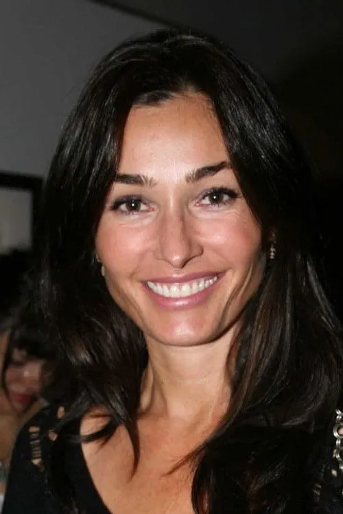 Dara Tomanovich photo