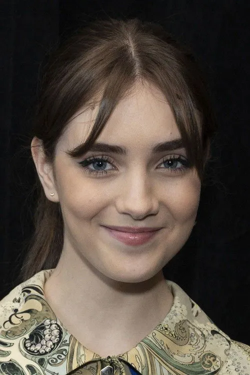Talia Ryder photo