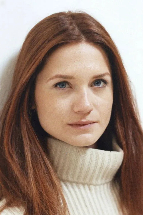 Bonnie Wright photo