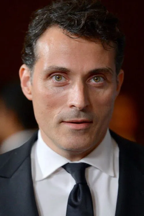 Rufus Sewell photo