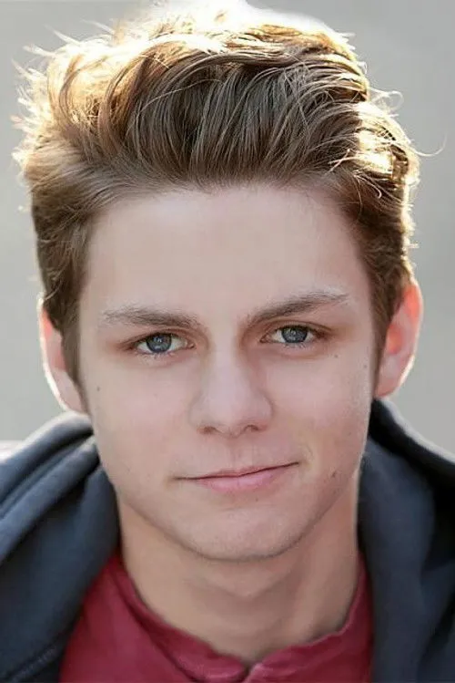 Ty Simpkins photo