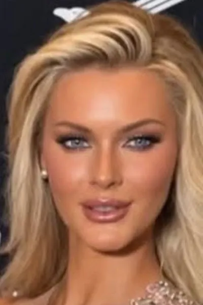Victoria Kjær Theilvig photo