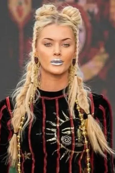 Victoria Kjær Theilvig photo