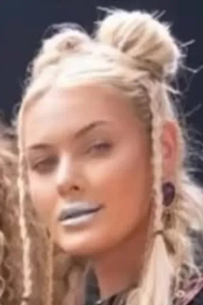 Victoria Kjær Theilvig photo