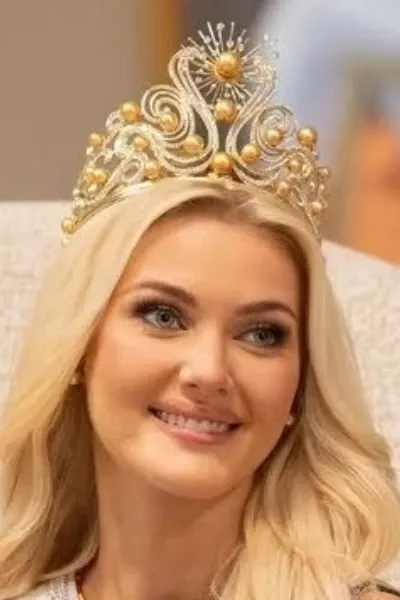 Victoria Kjær Theilvig photo
