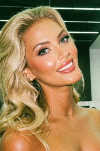 Victoria Kjær Theilvig photo
