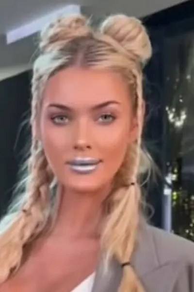 Victoria Kjær Theilvig photo