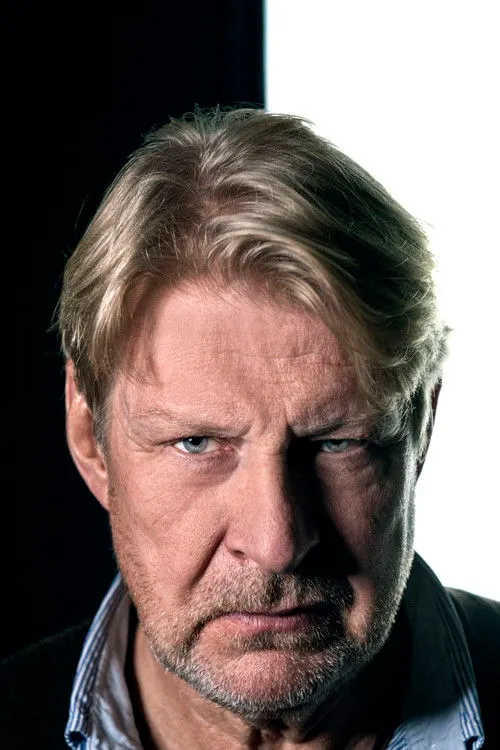 Rolf Lassgård photo