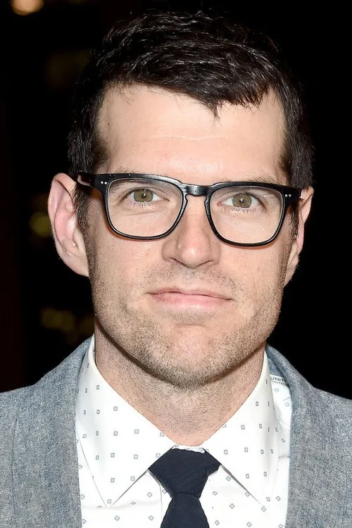Timothy Simons photo