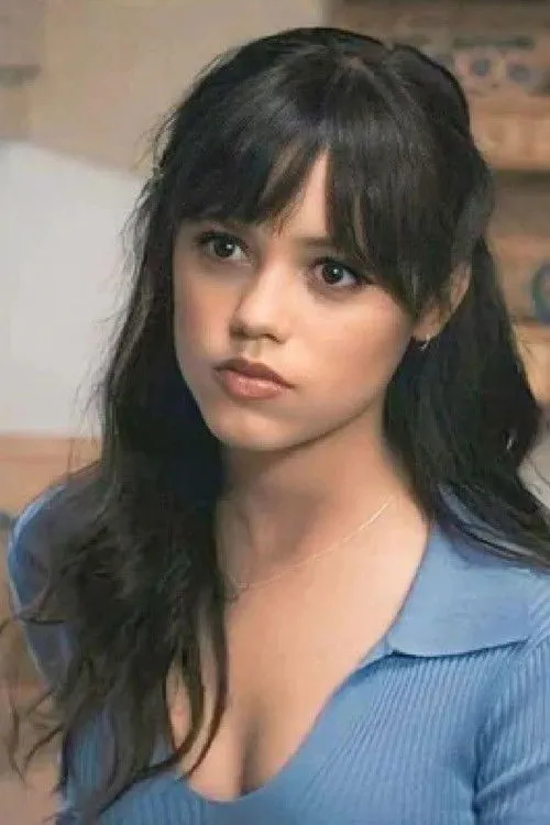 Jenna Ortega photo