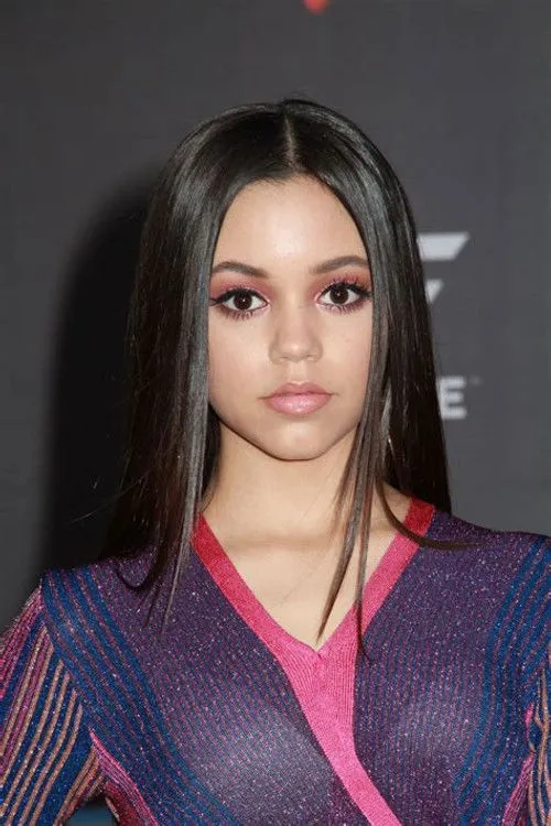 Jenna Ortega photo