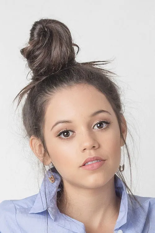 Jenna Ortega photo