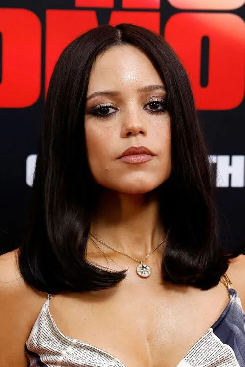 Jenna Ortega photo